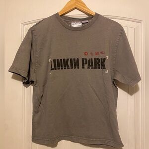 Linkin Park Gray Graphic Band T-Shirt
